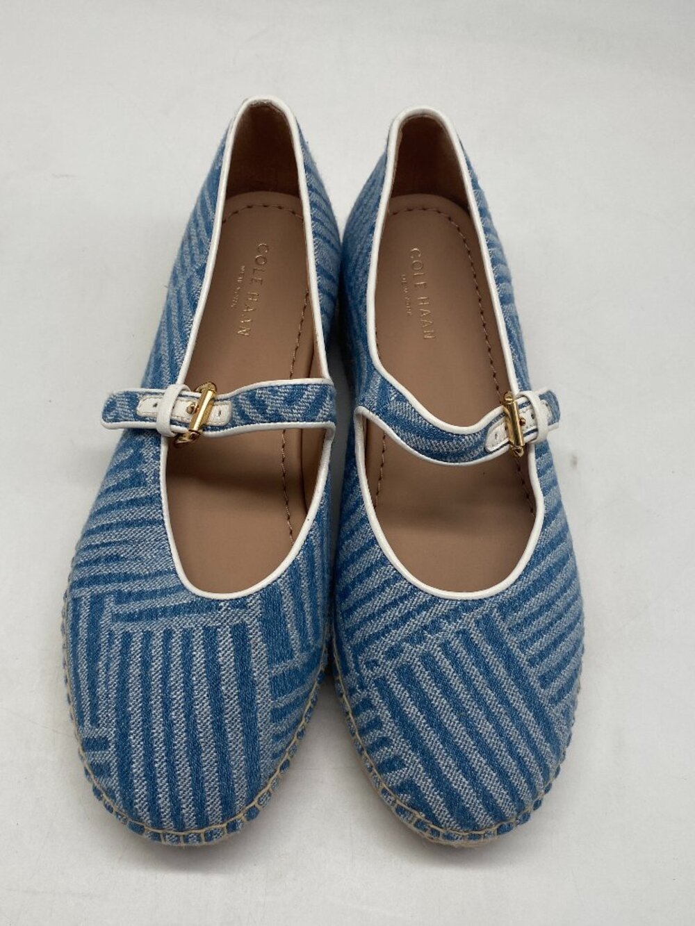 Cole Haan W36927 womens shoes size 6B